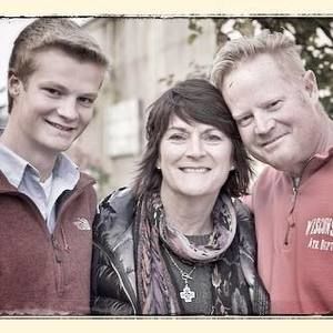 Meet your Posher, Hunter