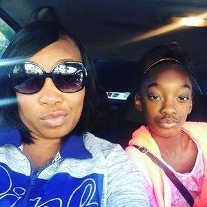 Meet your Posher, Dee