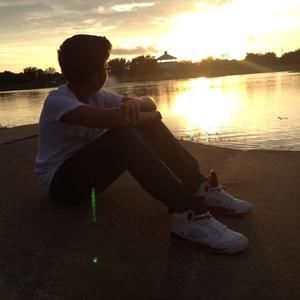 Meet your Posher, Jean