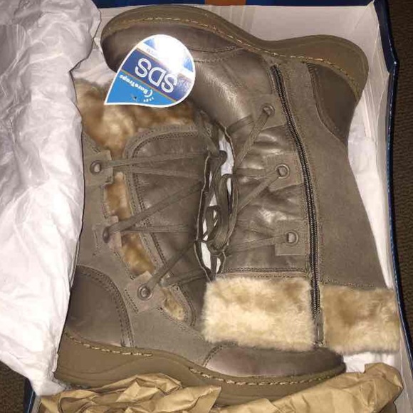 Bare Traps  Shoes - BARE TRAPS STAY DRY FAUX FUR BOOTS