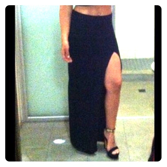 💙Maxi skirt with high slit