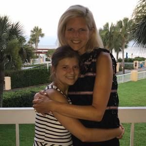 Meet your Posher, Kendra