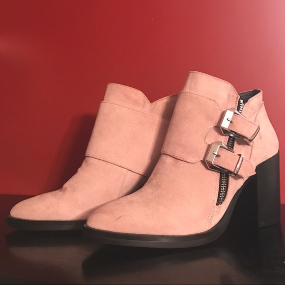 Baby pink suede booties w blk heel & silver detail