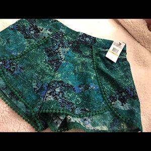 Jessica Simpson Pants - Jessica Simpson Printed Soft Shorts Jessica Simpson Pants - Jessica Simpson Printed Soft Shorts