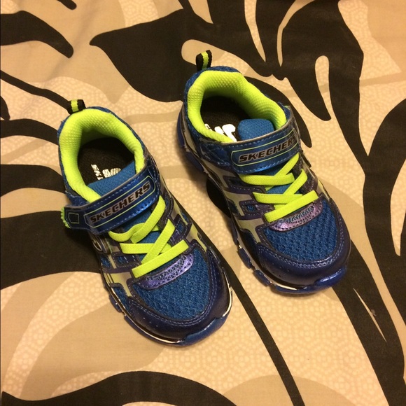 New toddler Skechers!
