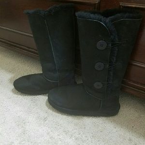 Authentic UGG Baileys Button triplet
