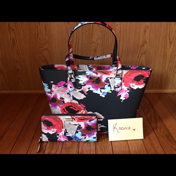 ❌SOLD ❌NWT Kate Spade Blury Floral Wallet & Bag