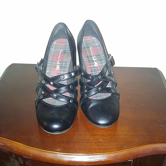 American Eagle shoes