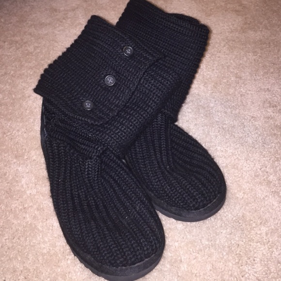 Black knitted ugg boots❄️