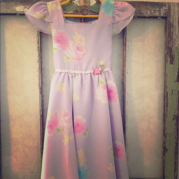 Girls Dress size 6x.