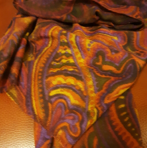 Scarf - Picture 4 of 4