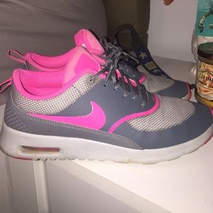 Nike Air Max Thea shoes