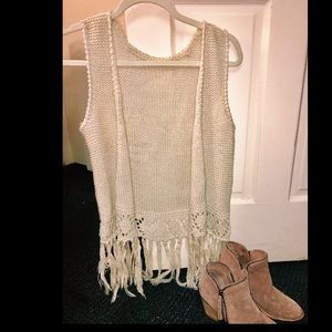 Knit cardigan / cover up