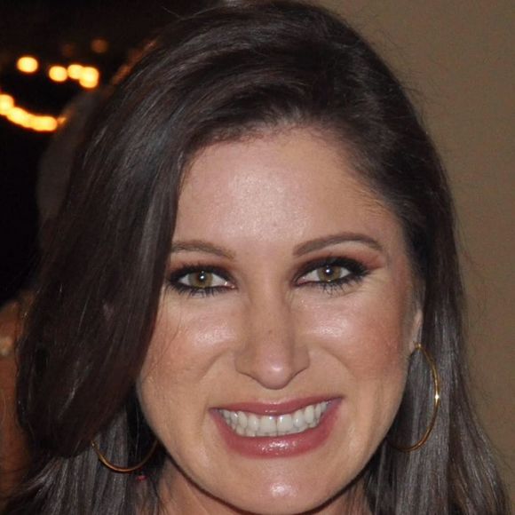 Meet your Posher, Dennise