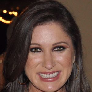 Meet your Posher, Dennise