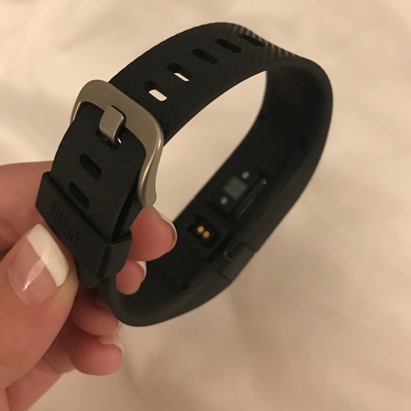 Black Fitbit CHARGE HR (small) - Picture 4 of 4