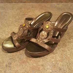 Antonio Melani Wedges in size 8!