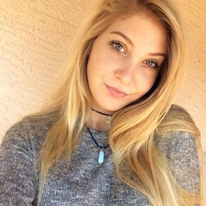 Meet your Posher, Casey