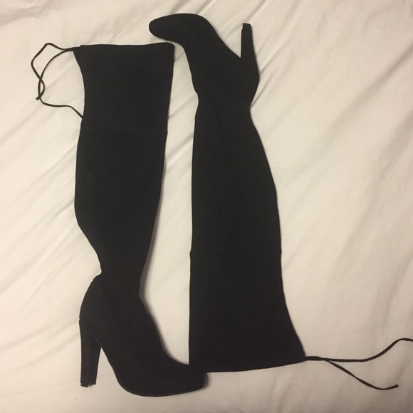 *STEVE MADDEN* Thigh High Black Suede Boots 8.5
