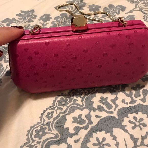 Hot pink clutch - Picture 2 of 4