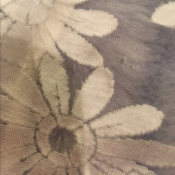 ❤️NWT Out from Under Floral Mesh Bra....flawed - Picture 4 of 4