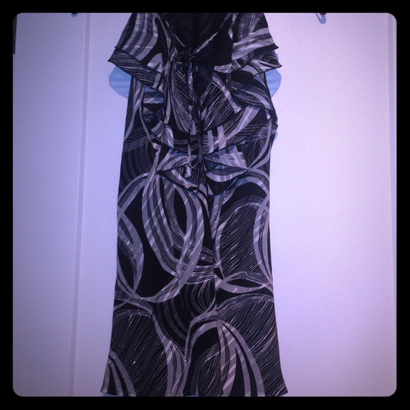 Abstract tank