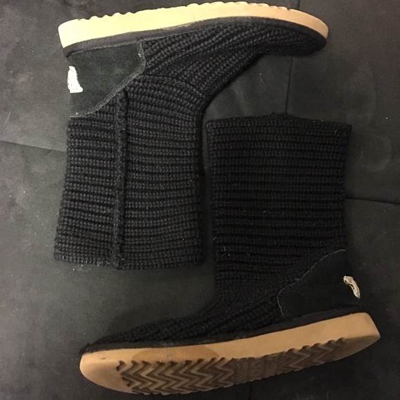 Knitted Uggs