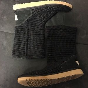 Knitted Uggs