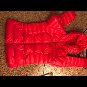 Euc size 6 alarm red fluffin awesome jacke