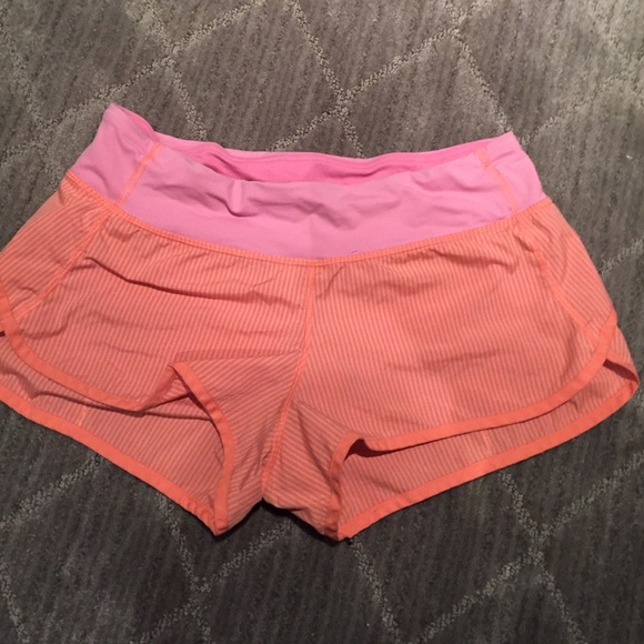 lulu lemon pink shorts