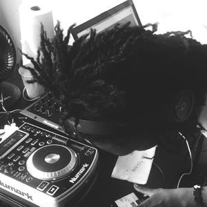 Meet your Posher, Janae