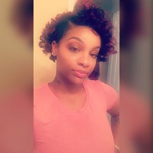 Meet your Posher, Camilla