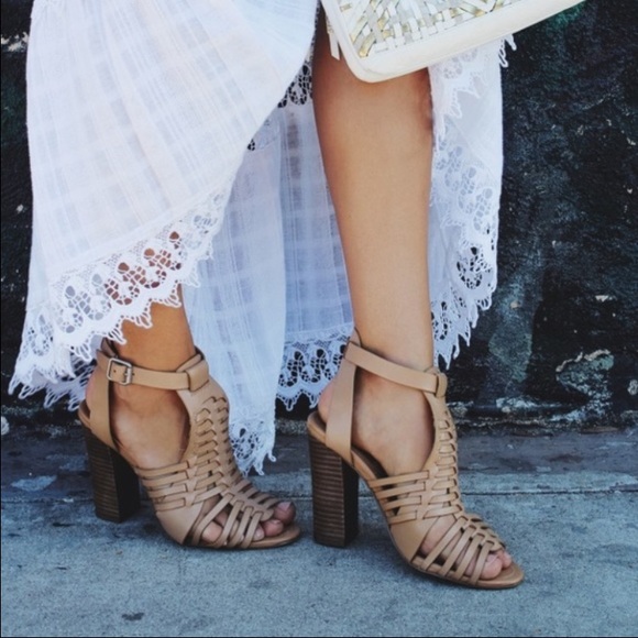 Steve Madden Shoes - 🎉FLASH SALE🎉 Steve Madden Sandrina Heels