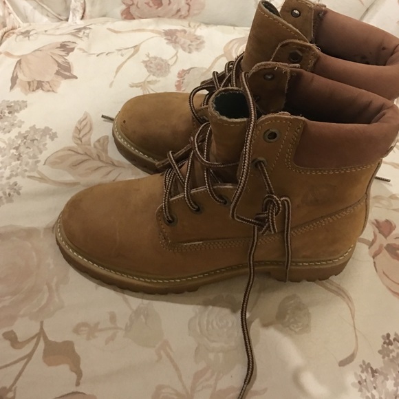 Traded - Picture 2 of 4