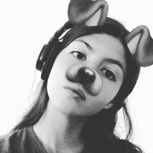 Meet your Posher, Cecilia