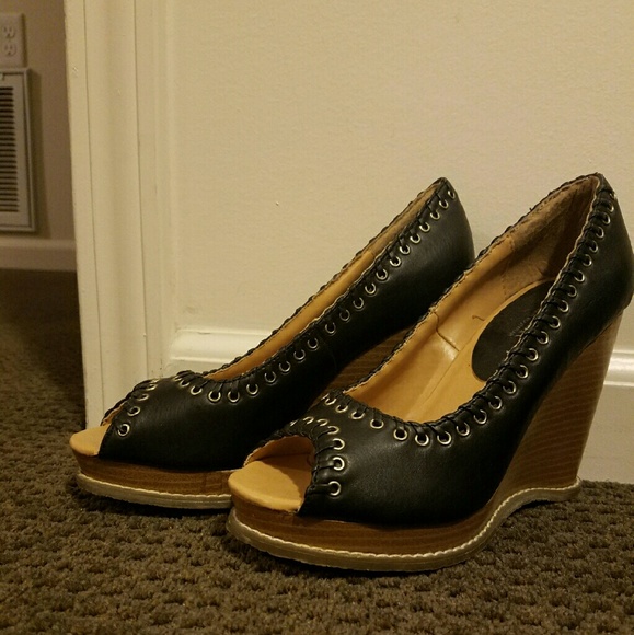 Wedge heels - Picture 1 of 3