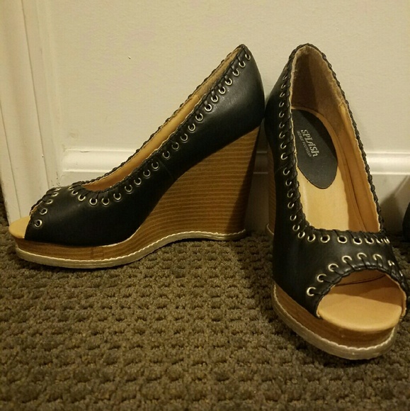 Wedge heels - Picture 3 of 3