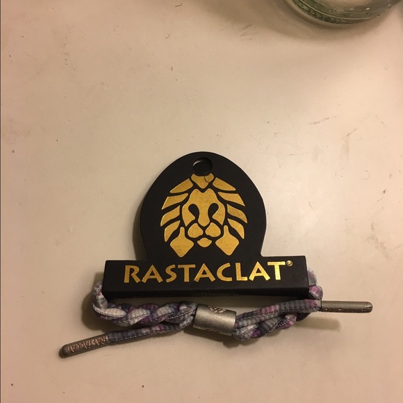 Carnation Rastaclat Bracelet