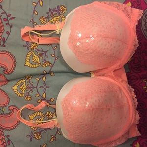 Victoria secret bra