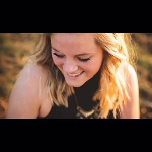 Meet your Posher, Carly