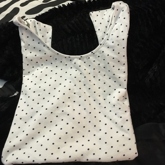 Kind of like a onesie.