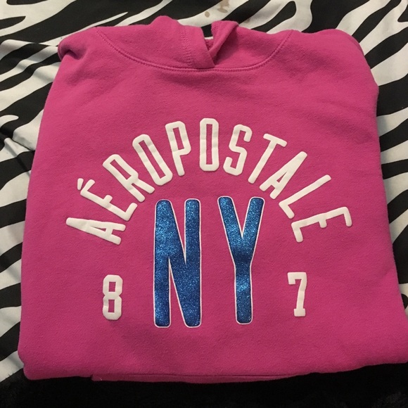 A hoodie from Aéropostale