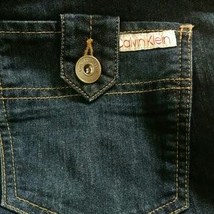 Calvin Klein Jeans 6