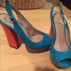 Vince Camuto turquoise & orange Sandal Heel size 8