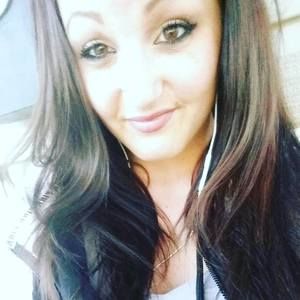 Meet your Posher, Cyra