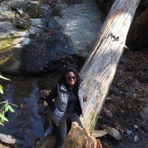 Meet your Posher, Stanya