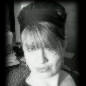 Meet your Posher, Vicki