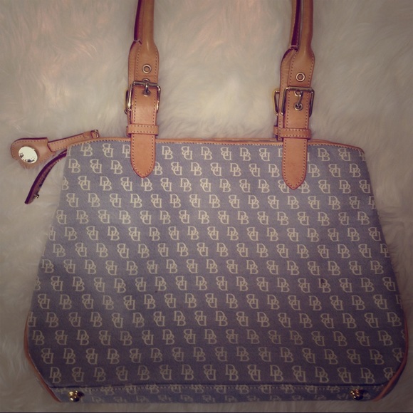 Dooney & Bourke