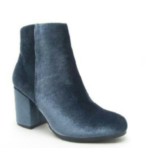 //Holiday Collection "16// Velvet blue ankle boots - Picture 3 of 4