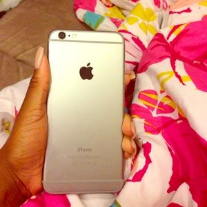 Apple Space Gray IPhone